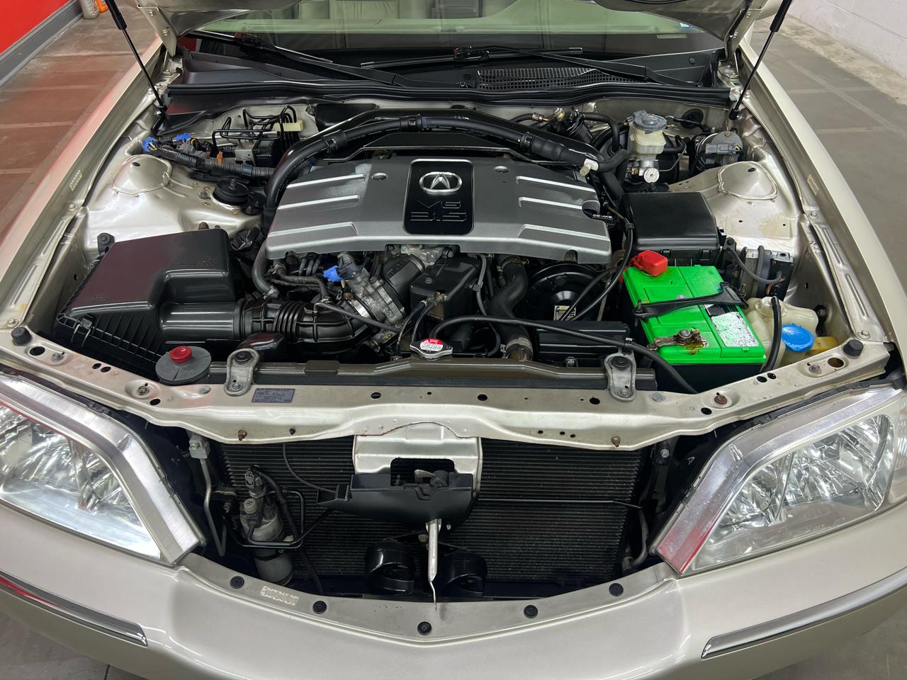 Acura RL 3.5RL with Navigation System 2004