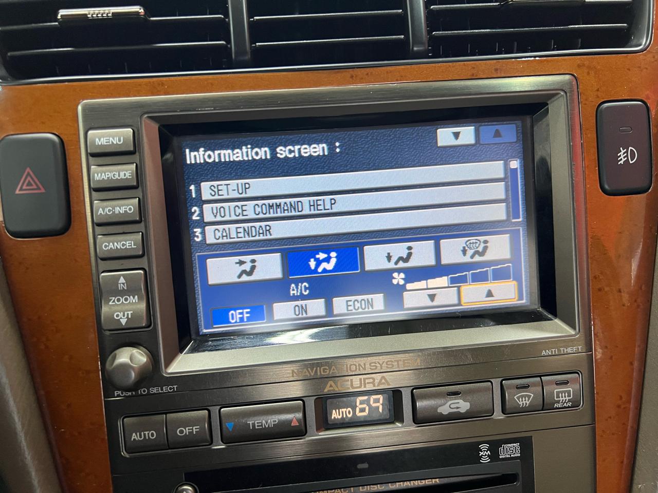 Acura RL 3.5RL with Navigation System 2004