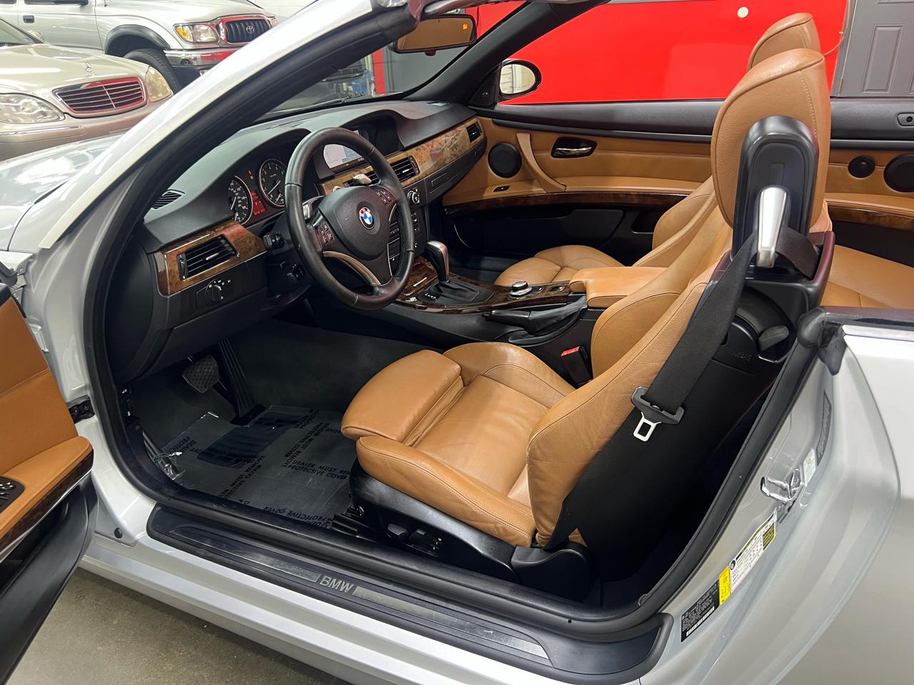 BMW 3-Series 335i Convertible 2007