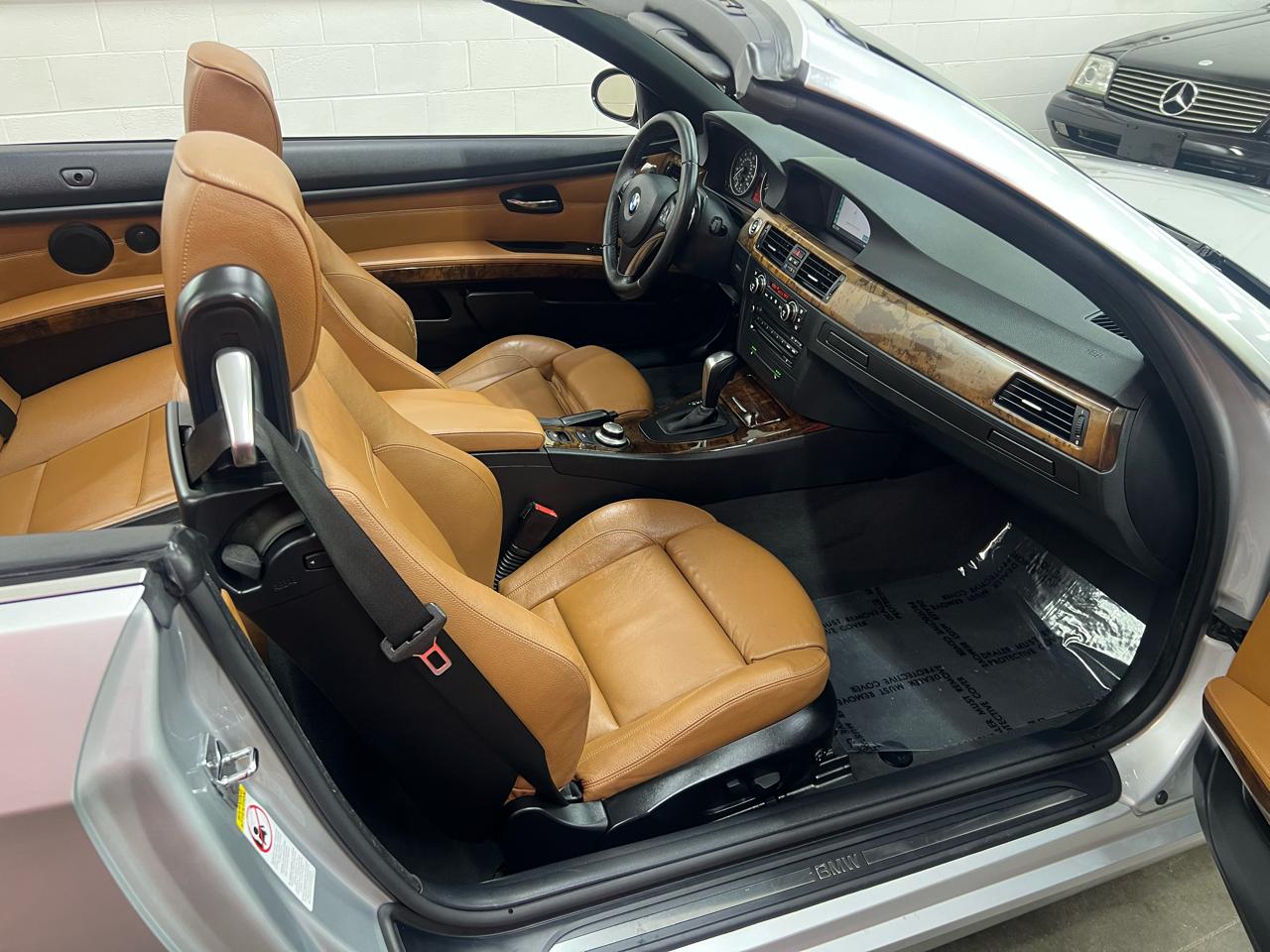 BMW 3-Series 335i Convertible 2007
