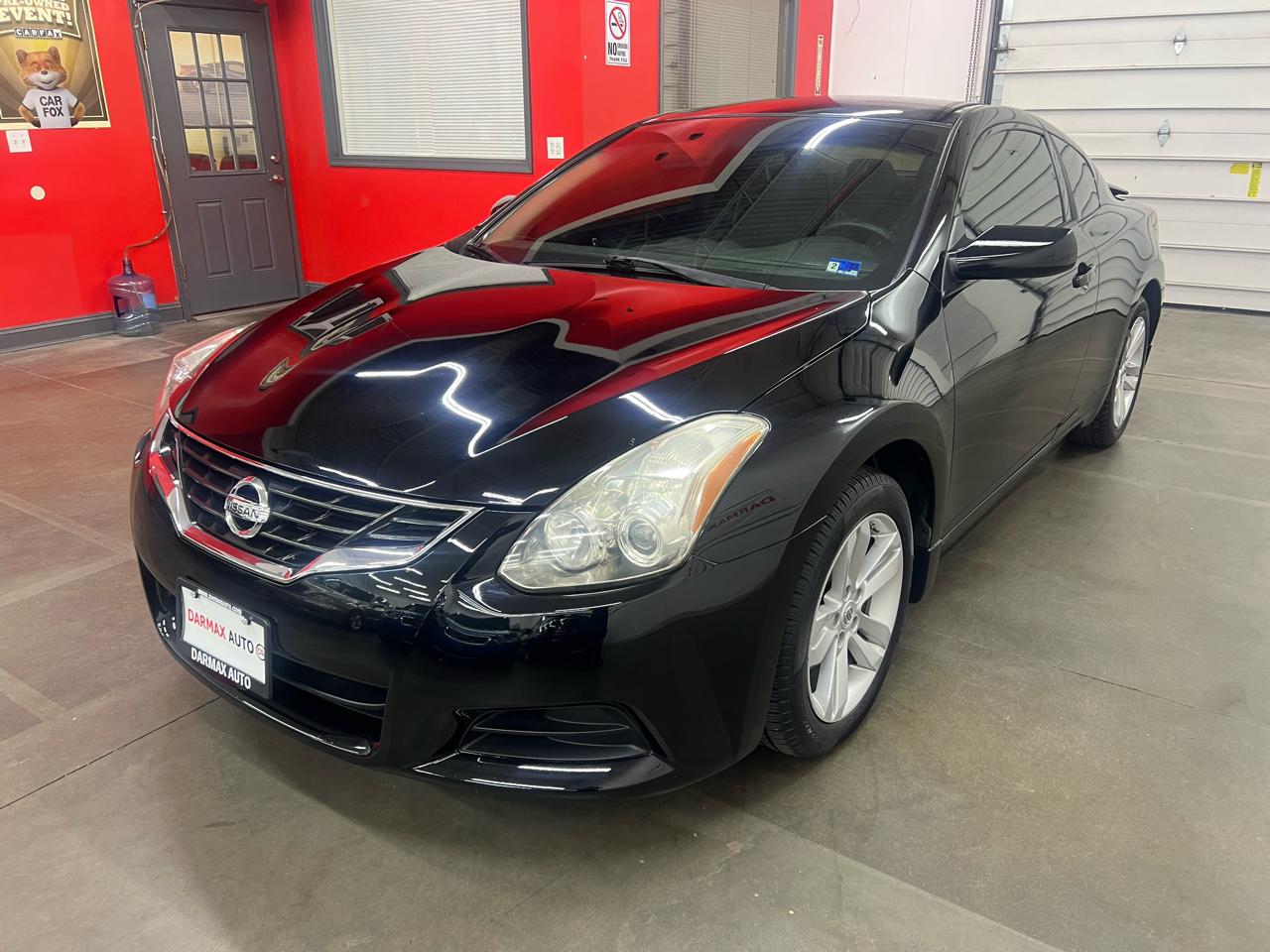 Nissan Altima 2.5 S 6M/T Coupe 2011