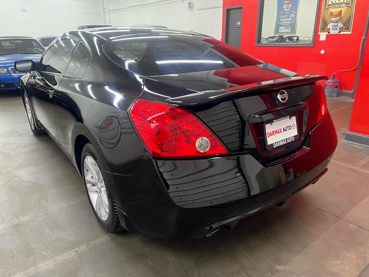 Nissan Altima 2.5 S 6M/T Coupe 2011