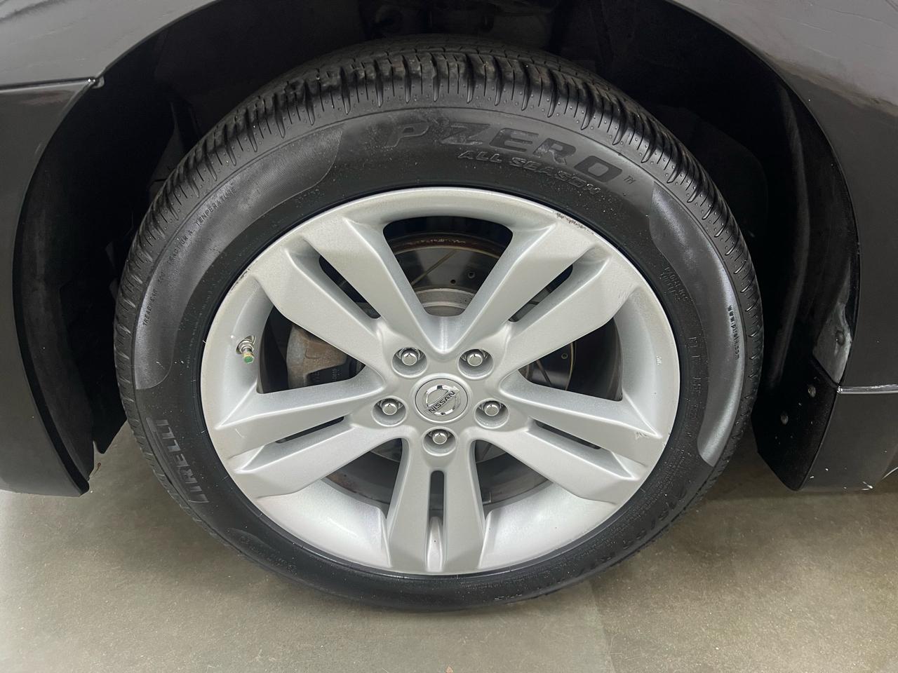 Nissan Altima 2.5 S 6M/T Coupe 2011