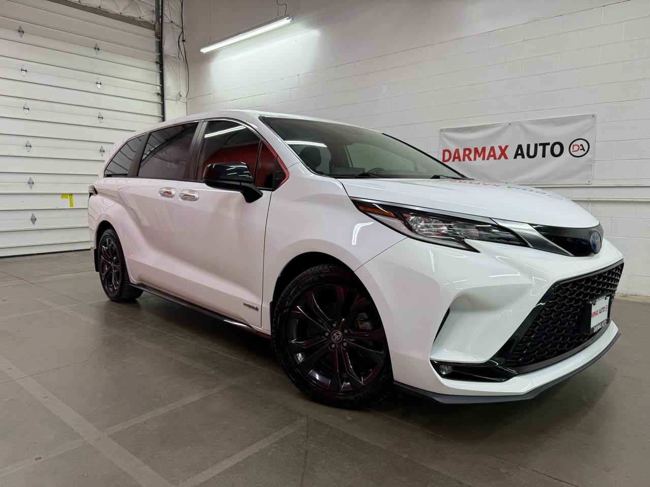 2021 Toyota Sienna XSE 7-Passenger