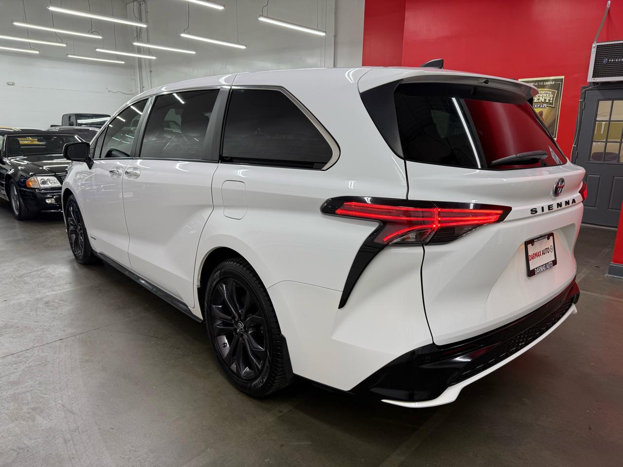 Toyota Sienna XSE 7-Passenger 2021