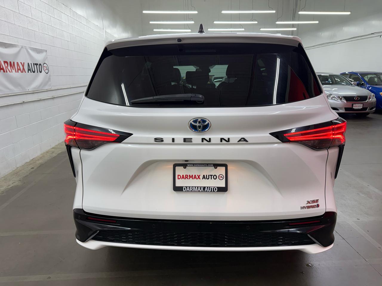 Toyota Sienna XSE 7-Passenger 2021