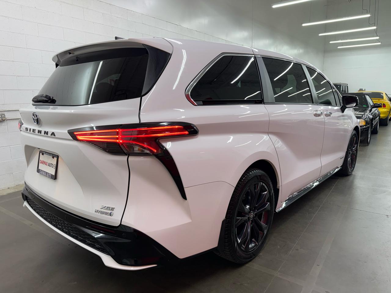 Toyota Sienna XSE 7-Passenger 2021