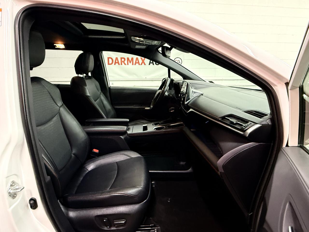 Toyota Sienna XSE 7-Passenger 2021