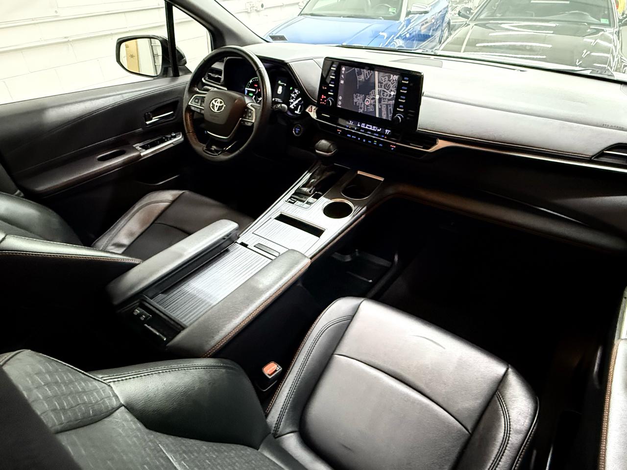 Toyota Sienna XSE 7-Passenger 2021