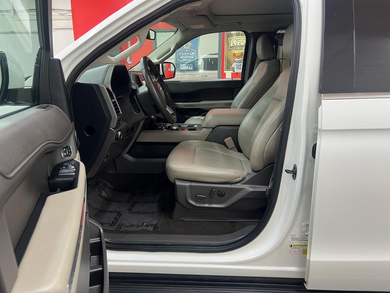 Ford Expedition XLT 2021