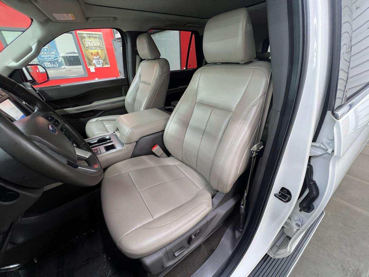 Ford Expedition XLT 2021