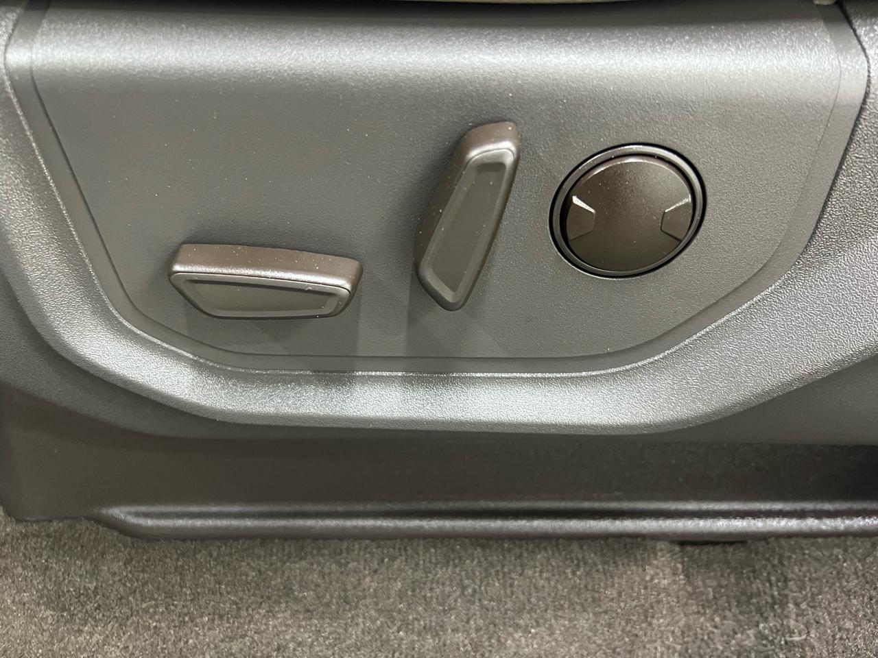 Ford Expedition XLT 2021