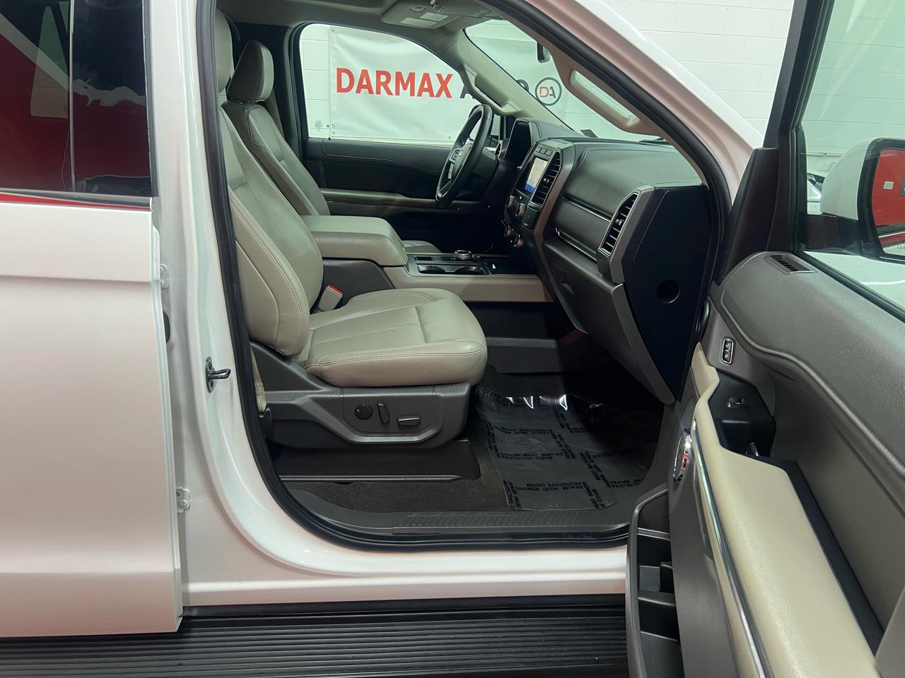 Ford Expedition XLT 2021