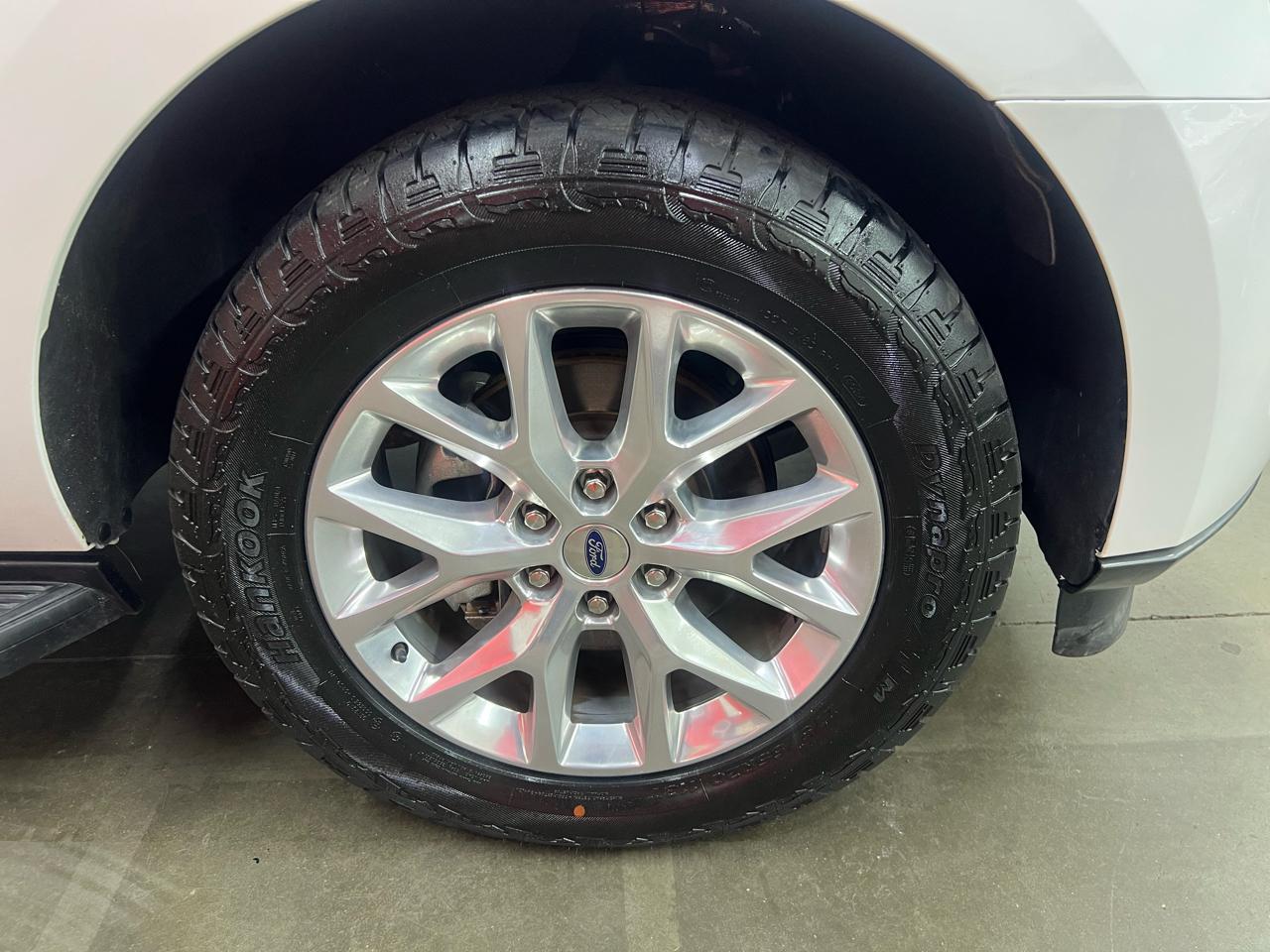 Ford Expedition XLT 2021