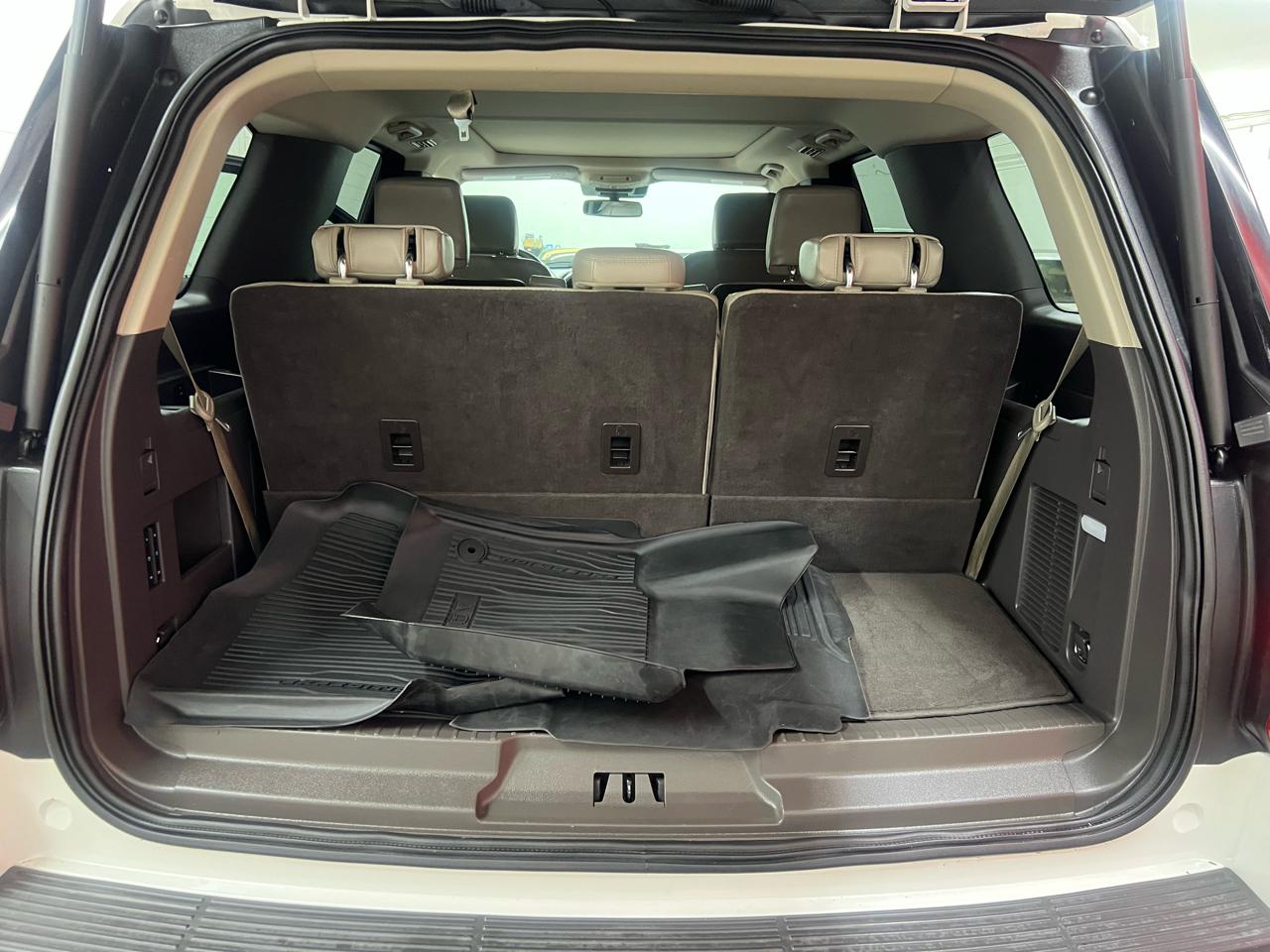 Ford Expedition XLT 2021