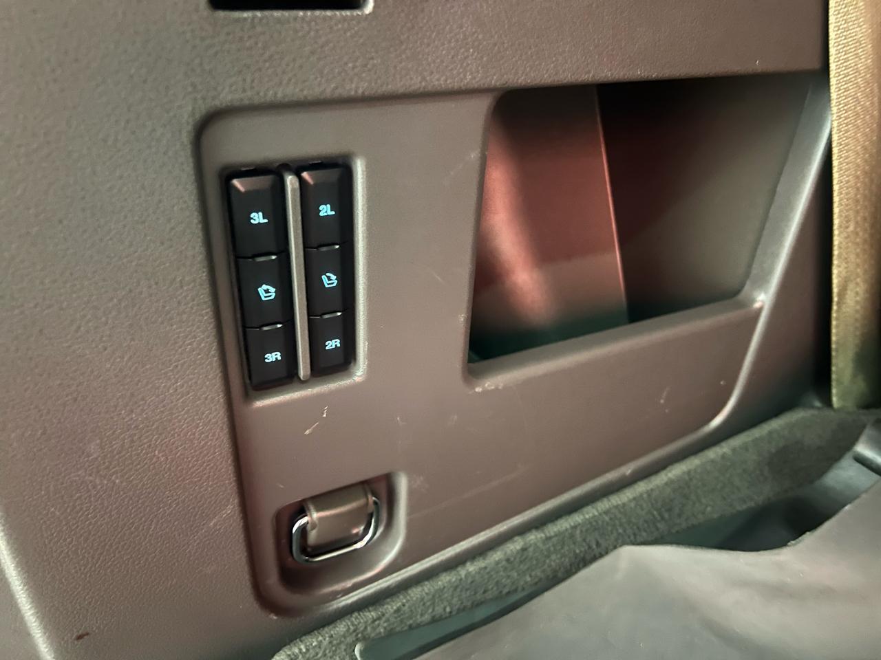 Ford Expedition XLT 2021