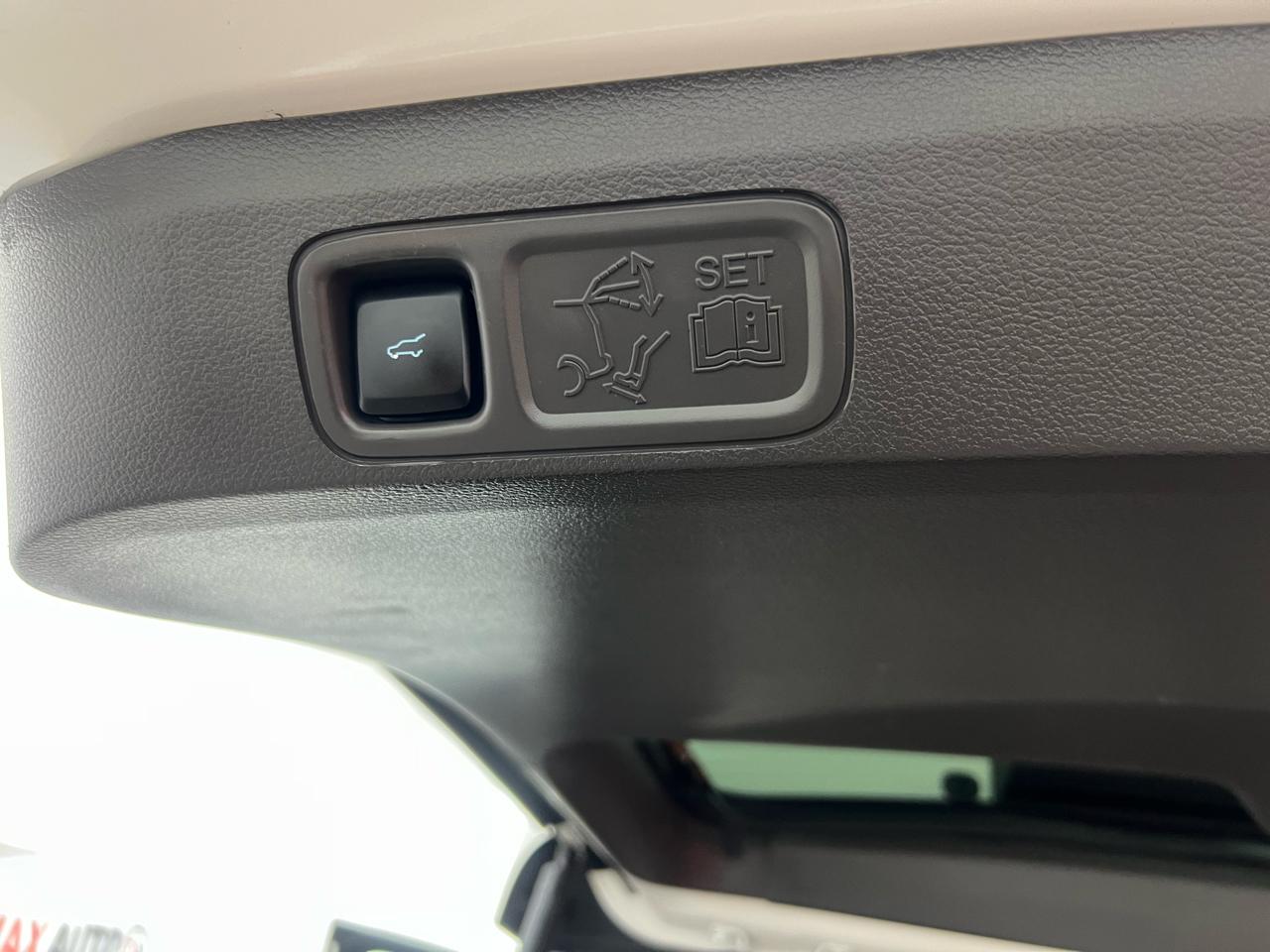 Ford Expedition XLT 2021