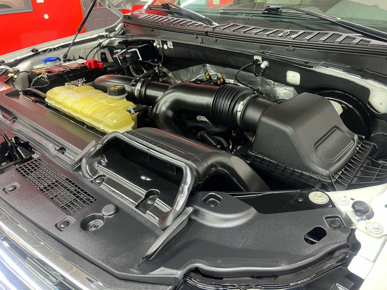 Ford Expedition XLT 2021