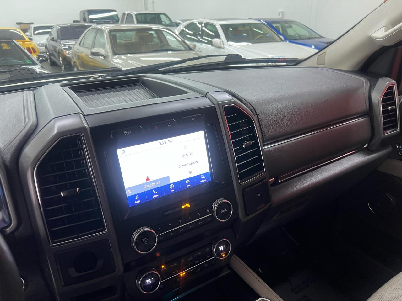 Ford Expedition XLT 2021