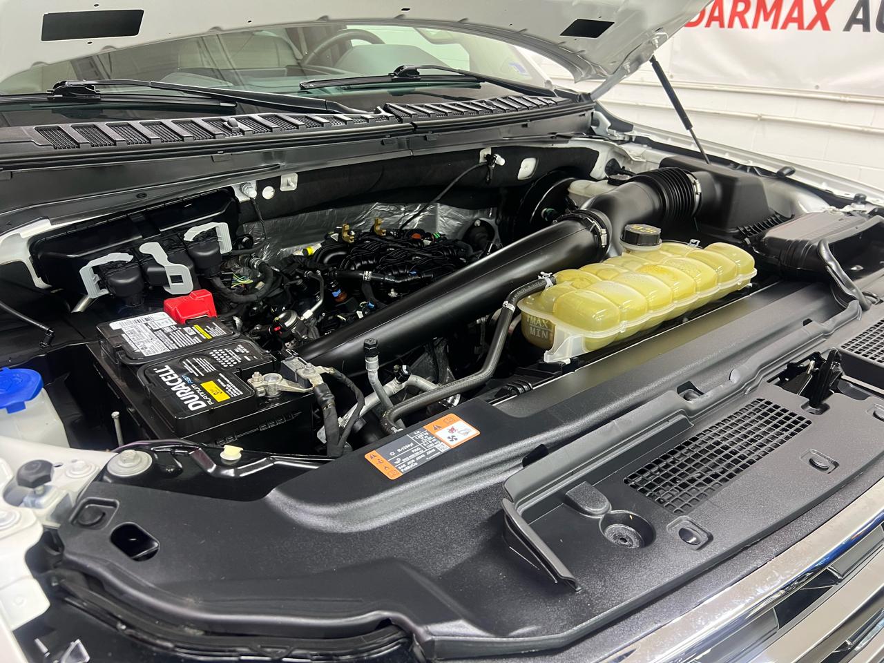 Ford Expedition XLT 2021