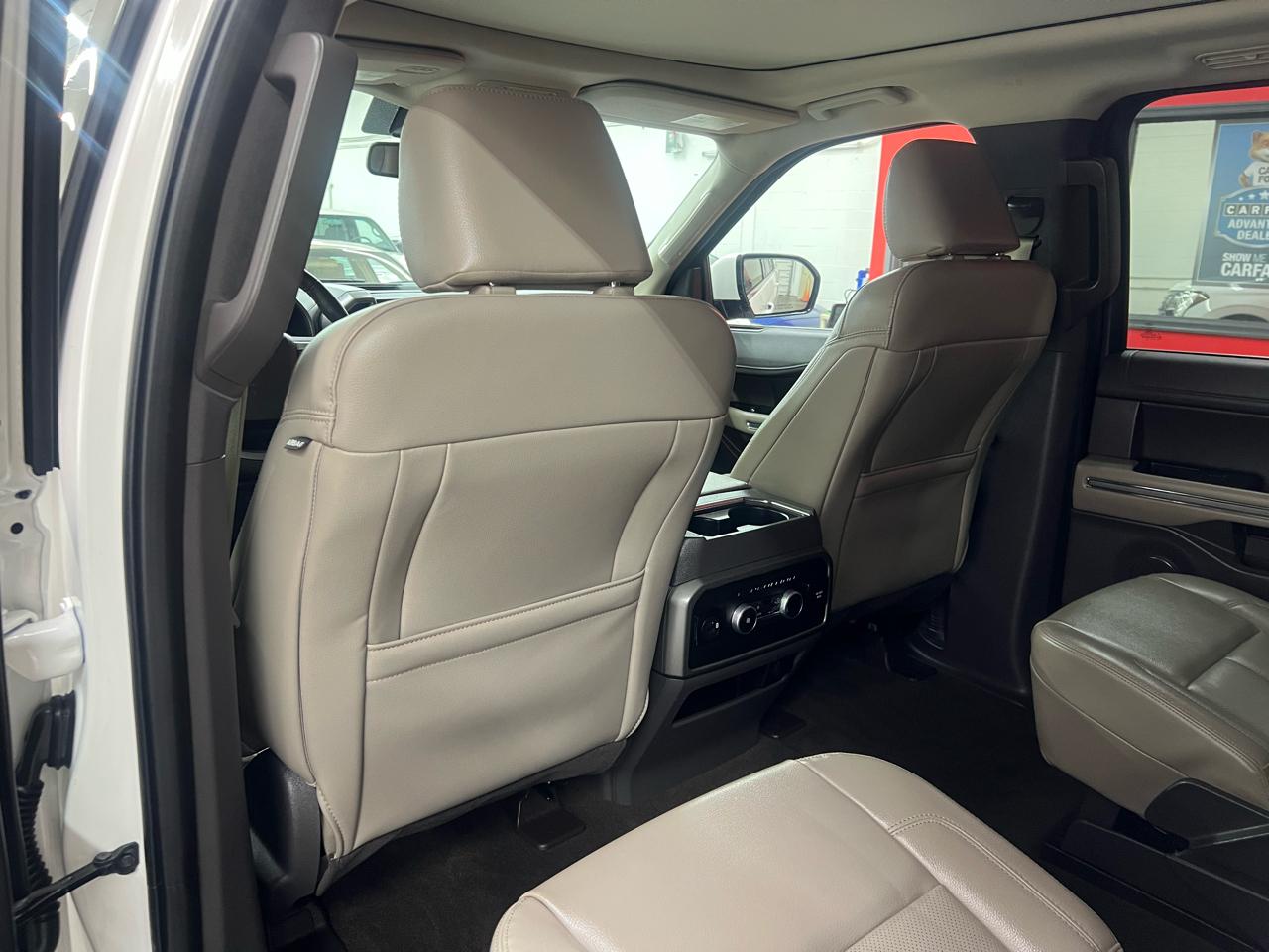 Ford Expedition XLT 2021