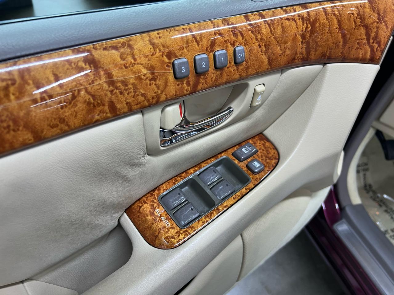 Lexus LS 430 Sedan 2006