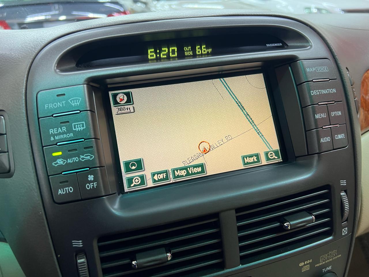 Lexus LS 430 Sedan 2006