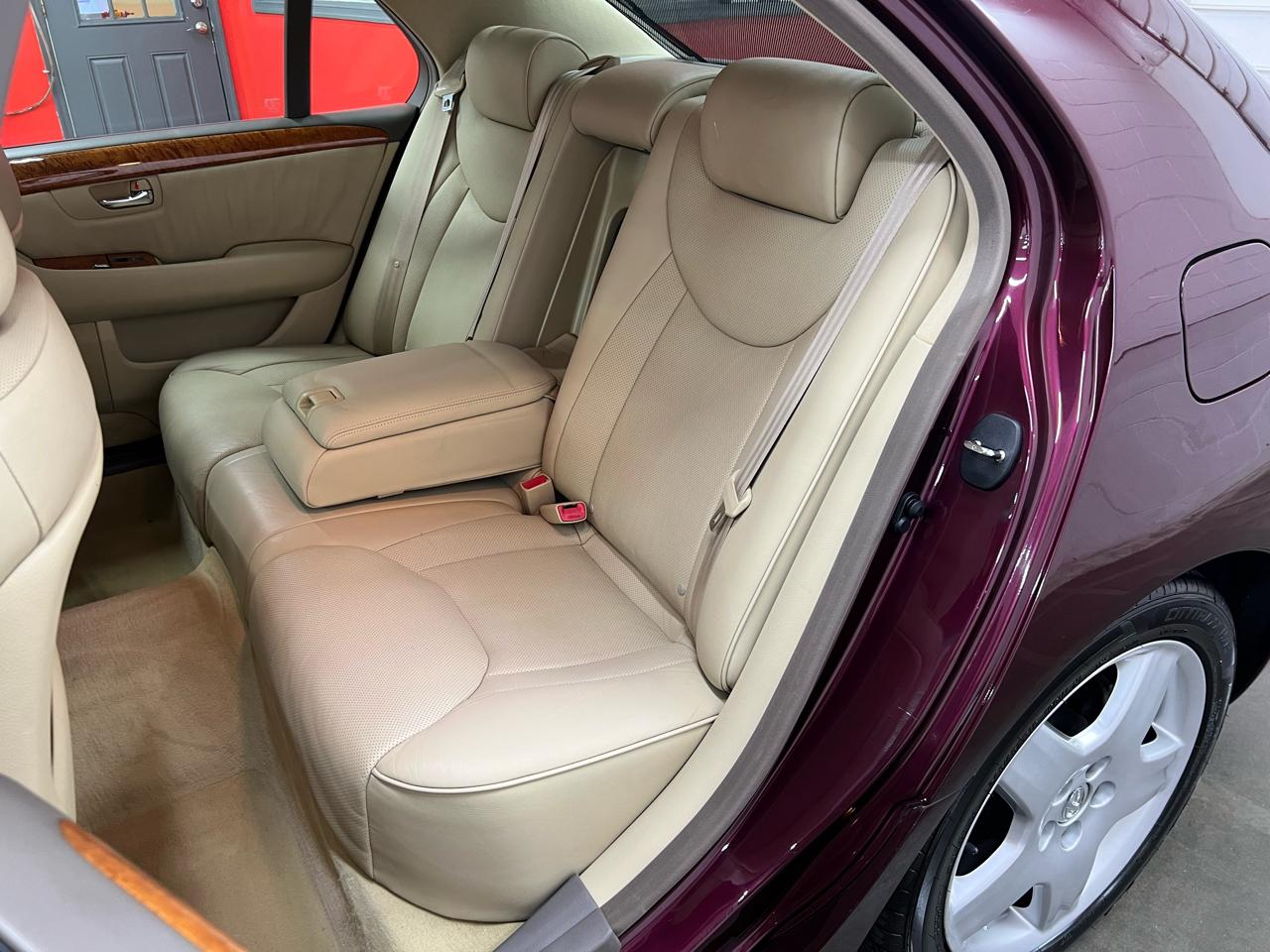 Lexus LS 430 Sedan 2006