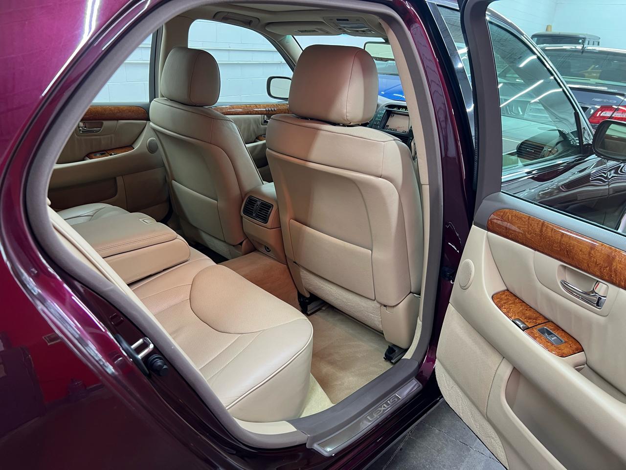 Lexus LS 430 Sedan 2006