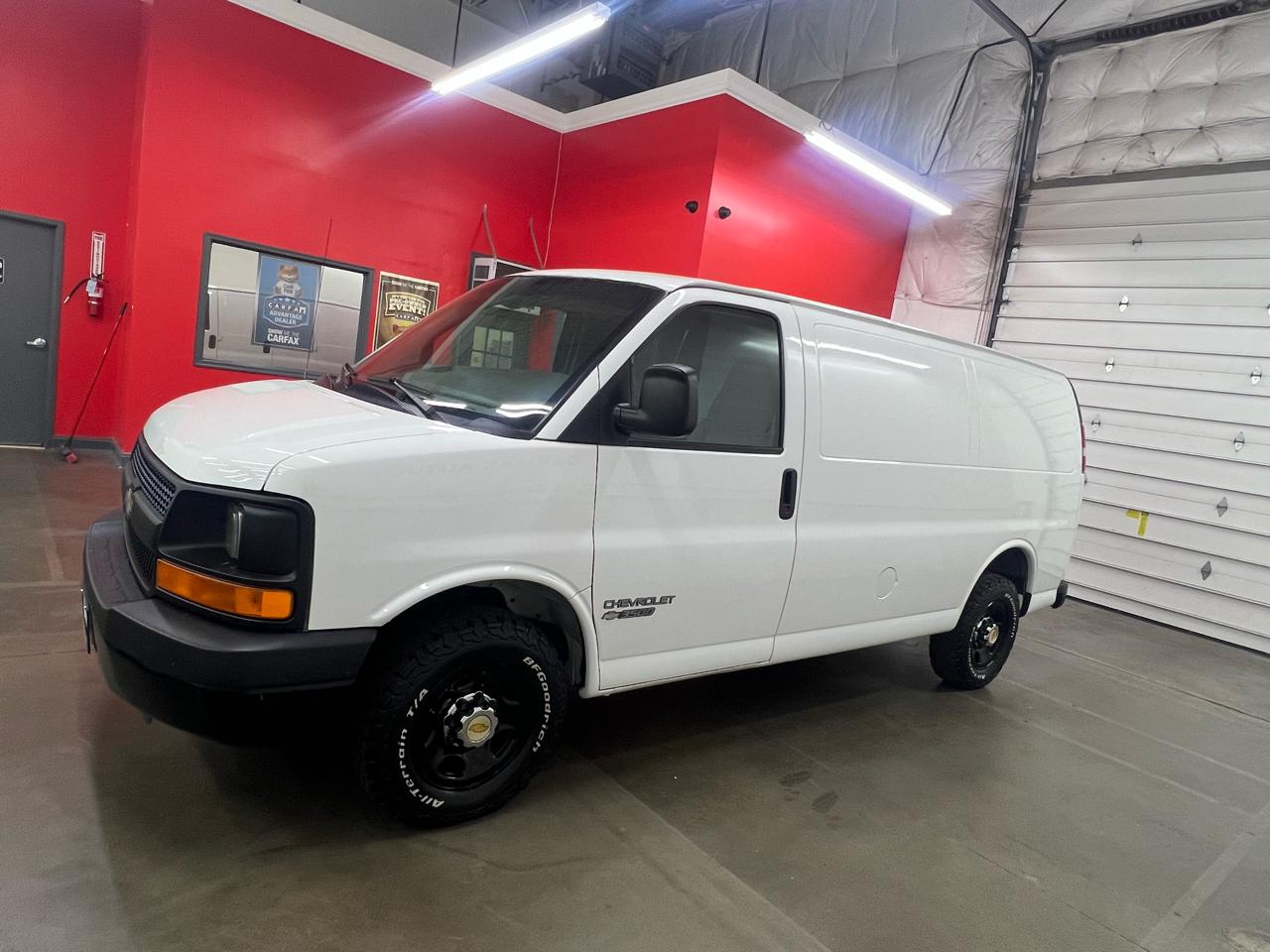 Chevrolet Express 3500 Cargo 2003