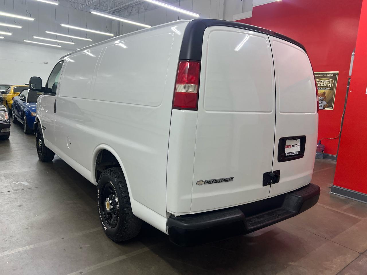 Chevrolet Express 3500 Cargo 2003