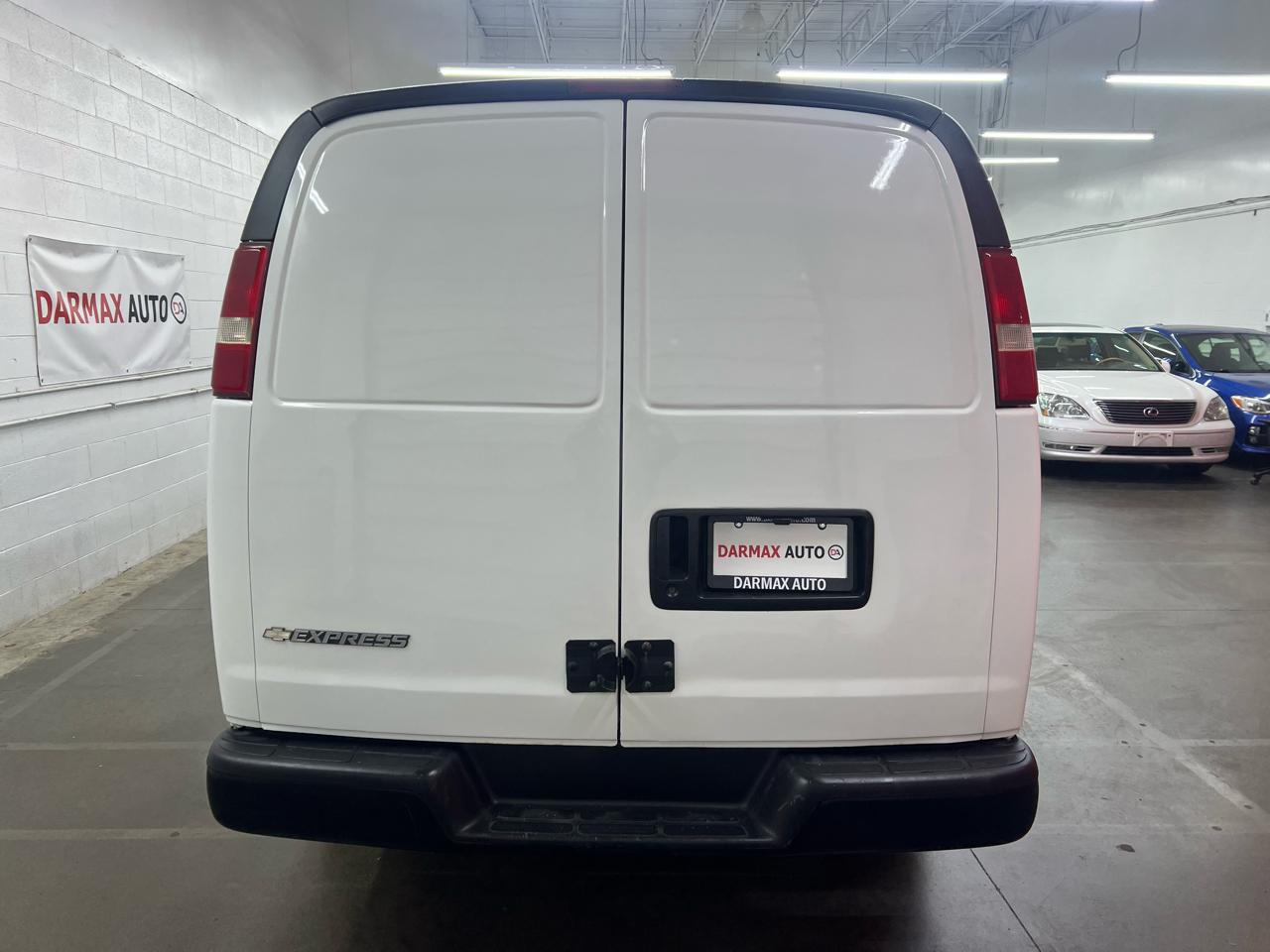 Chevrolet Express 3500 Cargo 2003