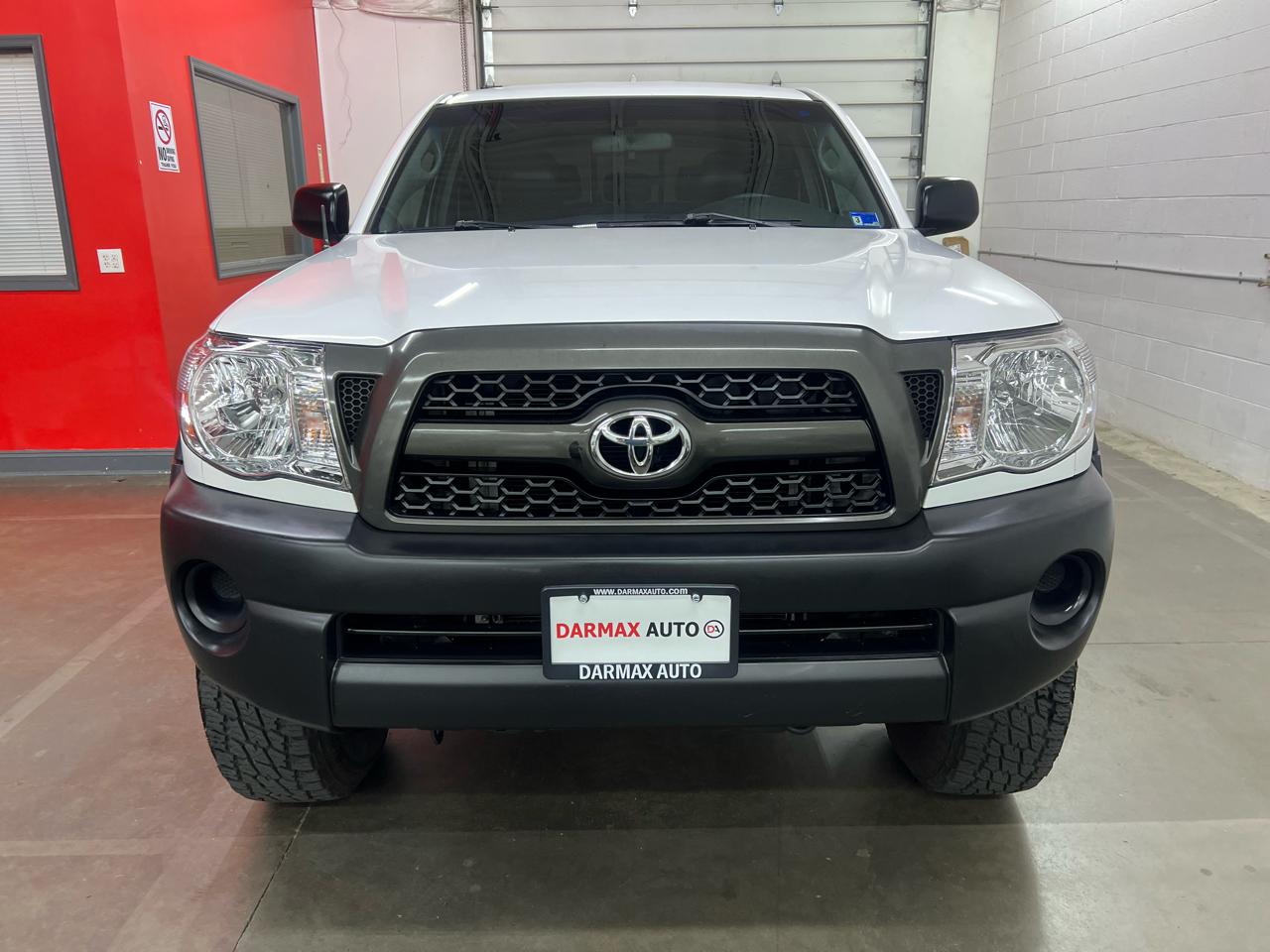 Toyota Tacoma Double Cab V6 4WD 2011