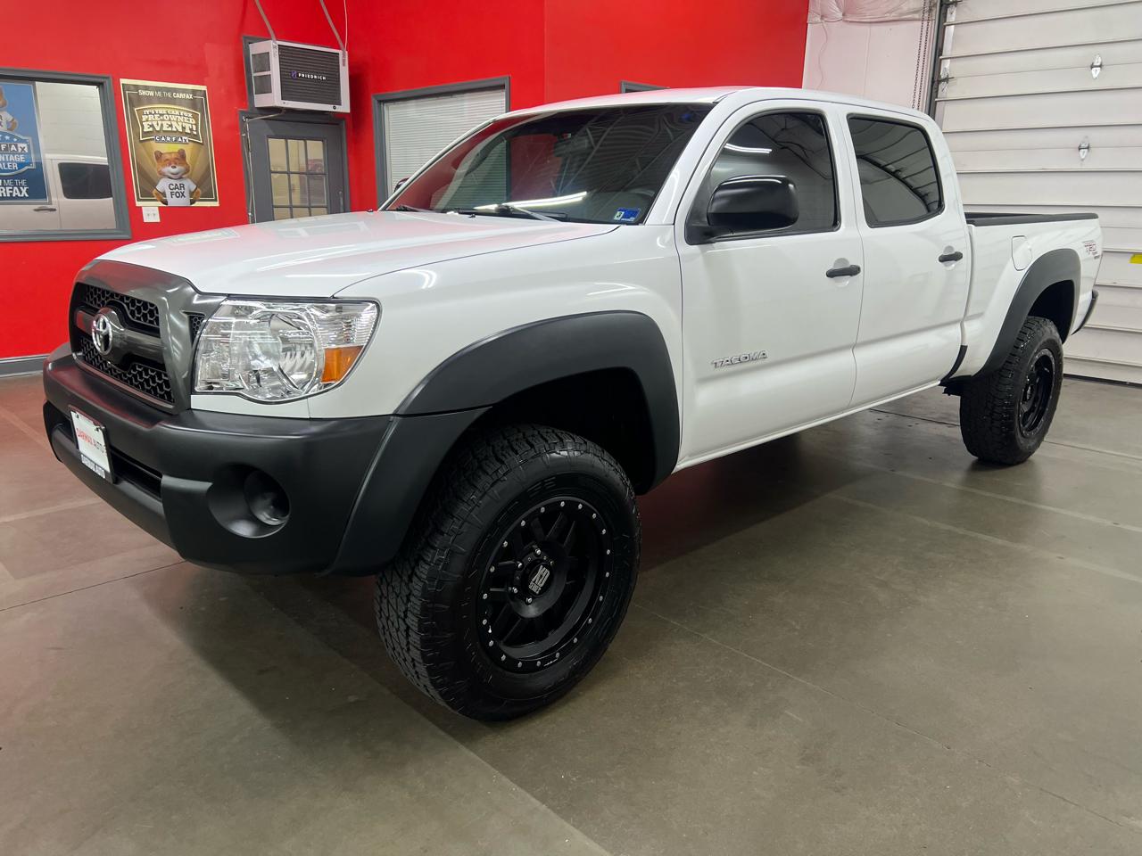 Toyota Tacoma Double Cab V6 4WD 2011