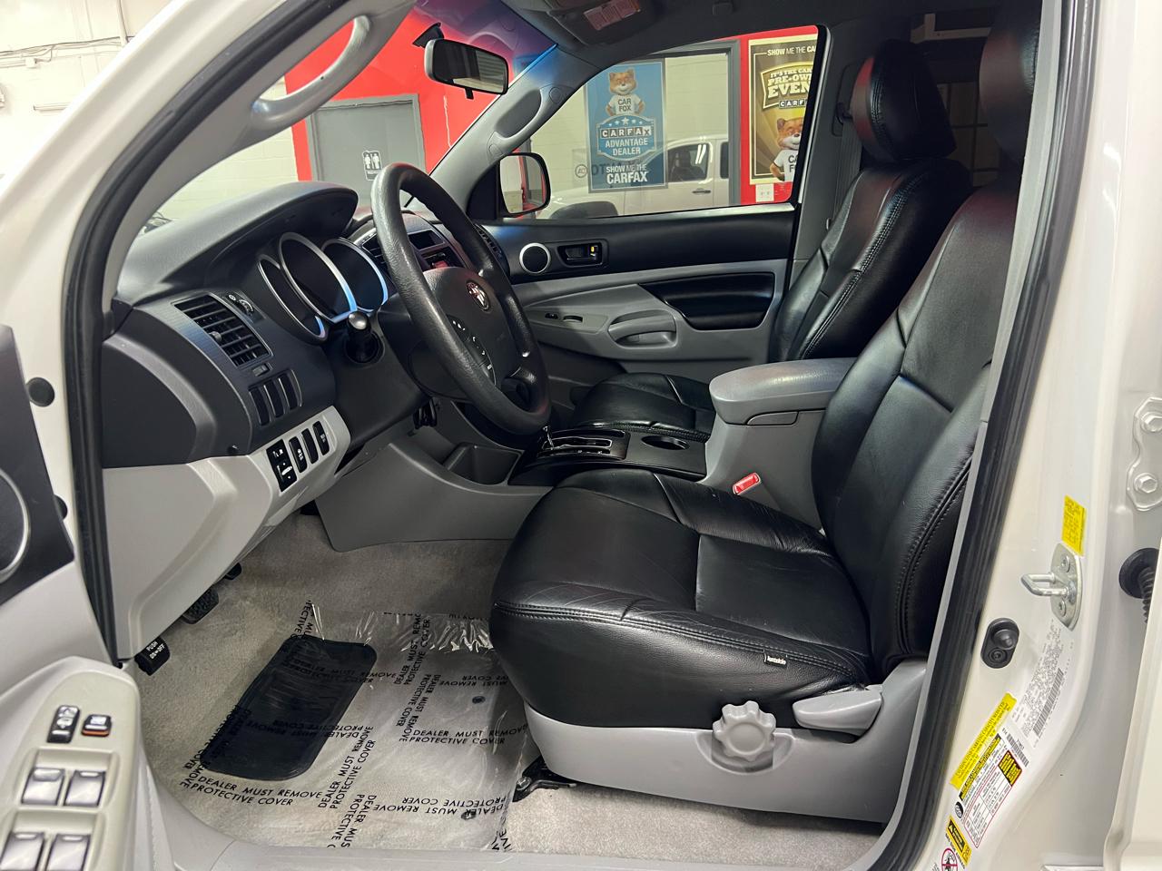 Toyota Tacoma Double Cab V6 4WD 2011