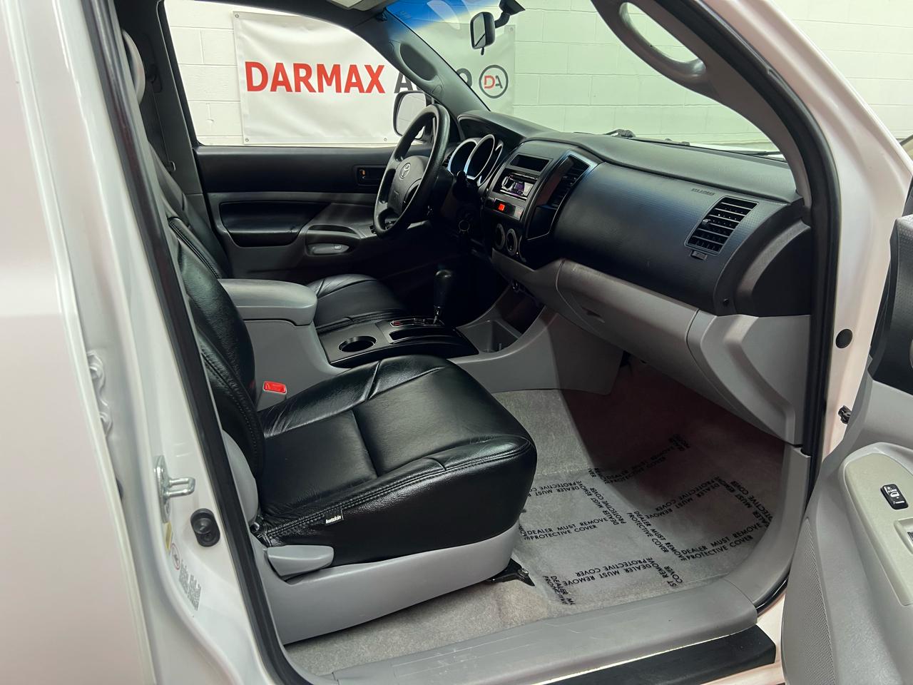 Toyota Tacoma Double Cab V6 4WD 2011