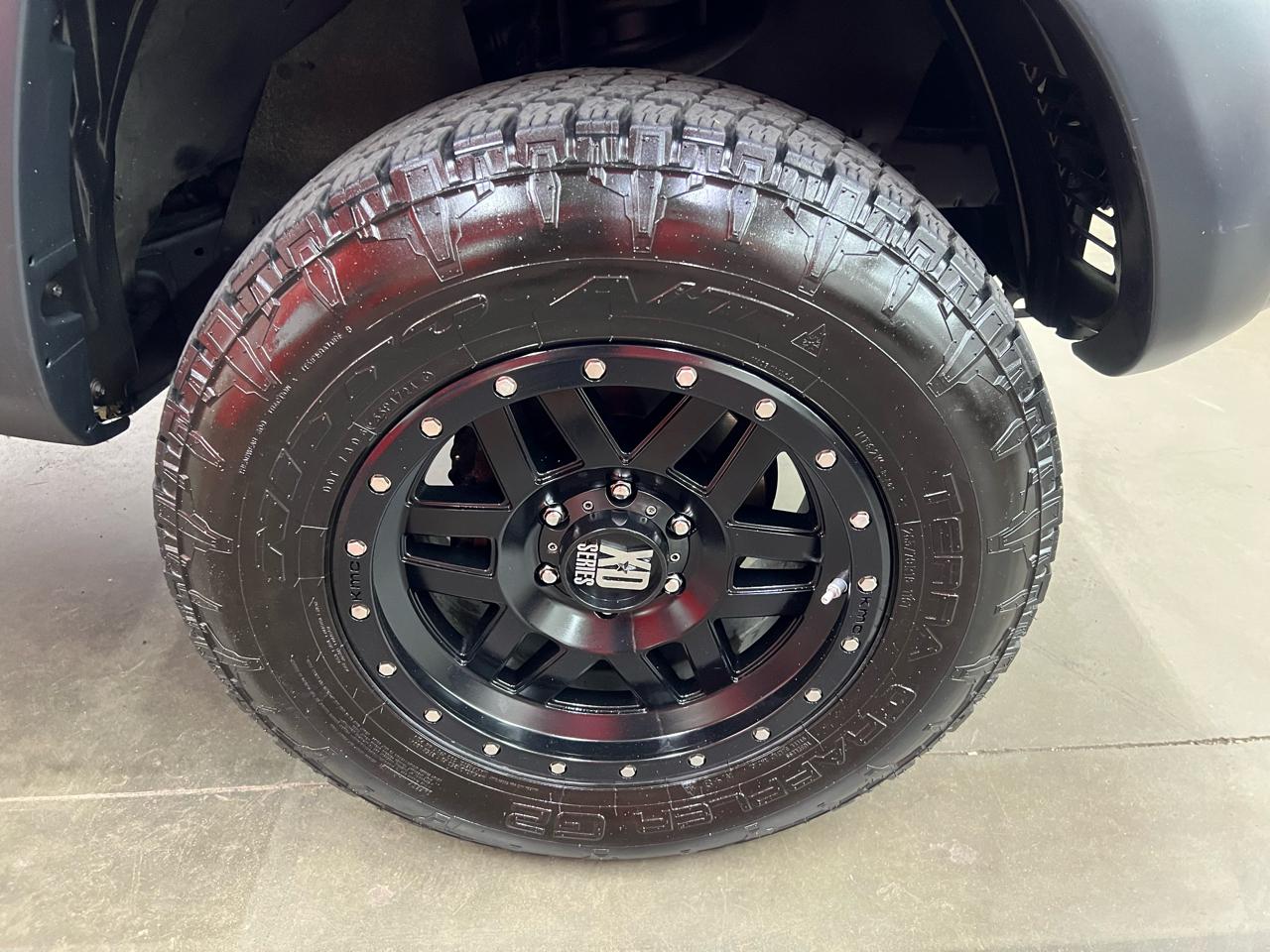 Toyota Tacoma Double Cab V6 4WD 2011