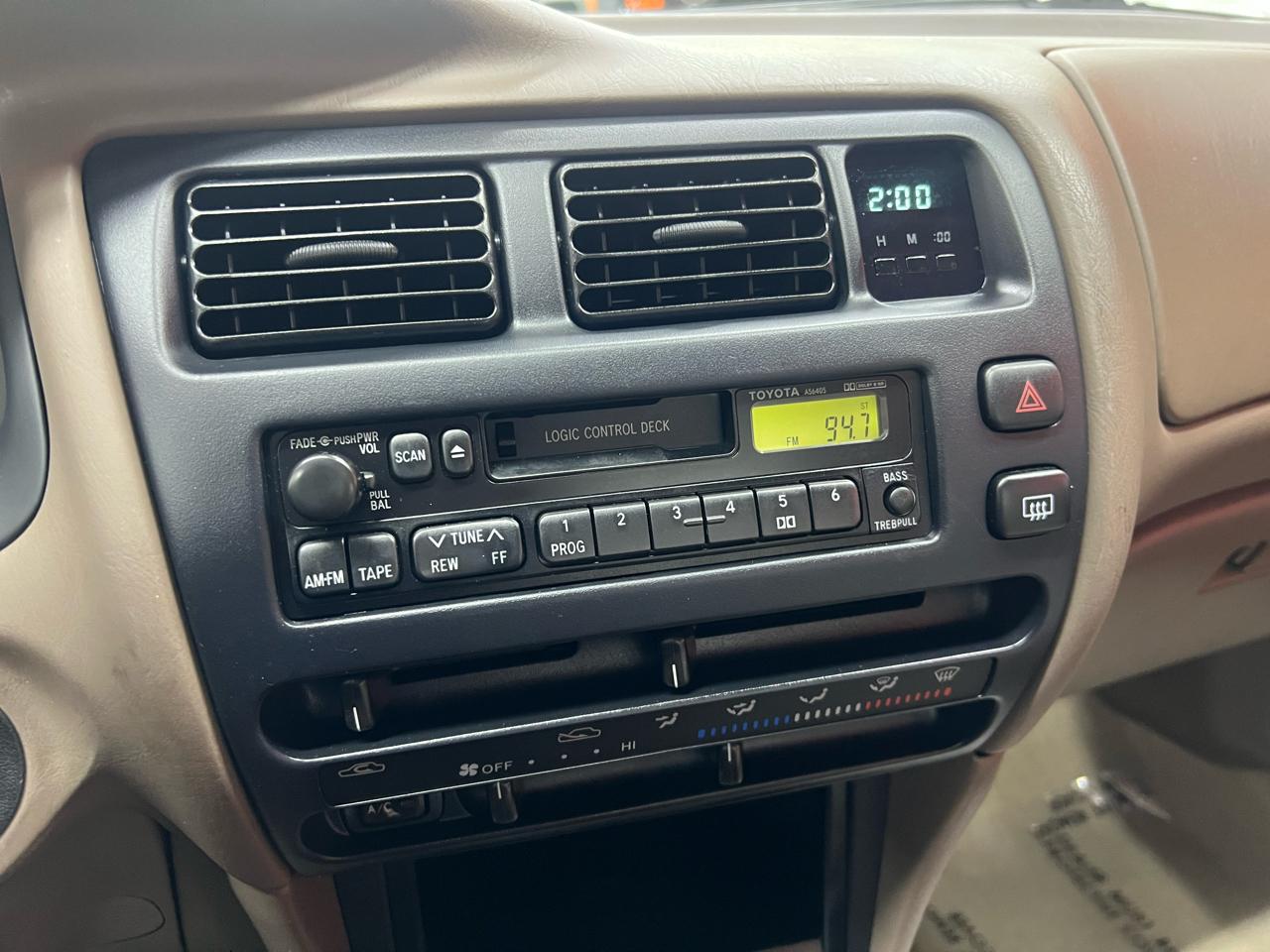 Toyota Corolla DX 1997