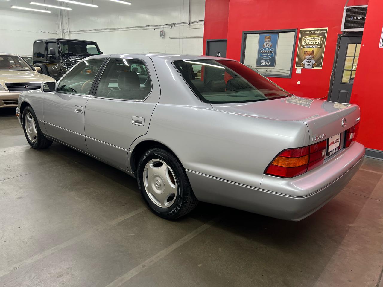 Lexus LS 400  1998