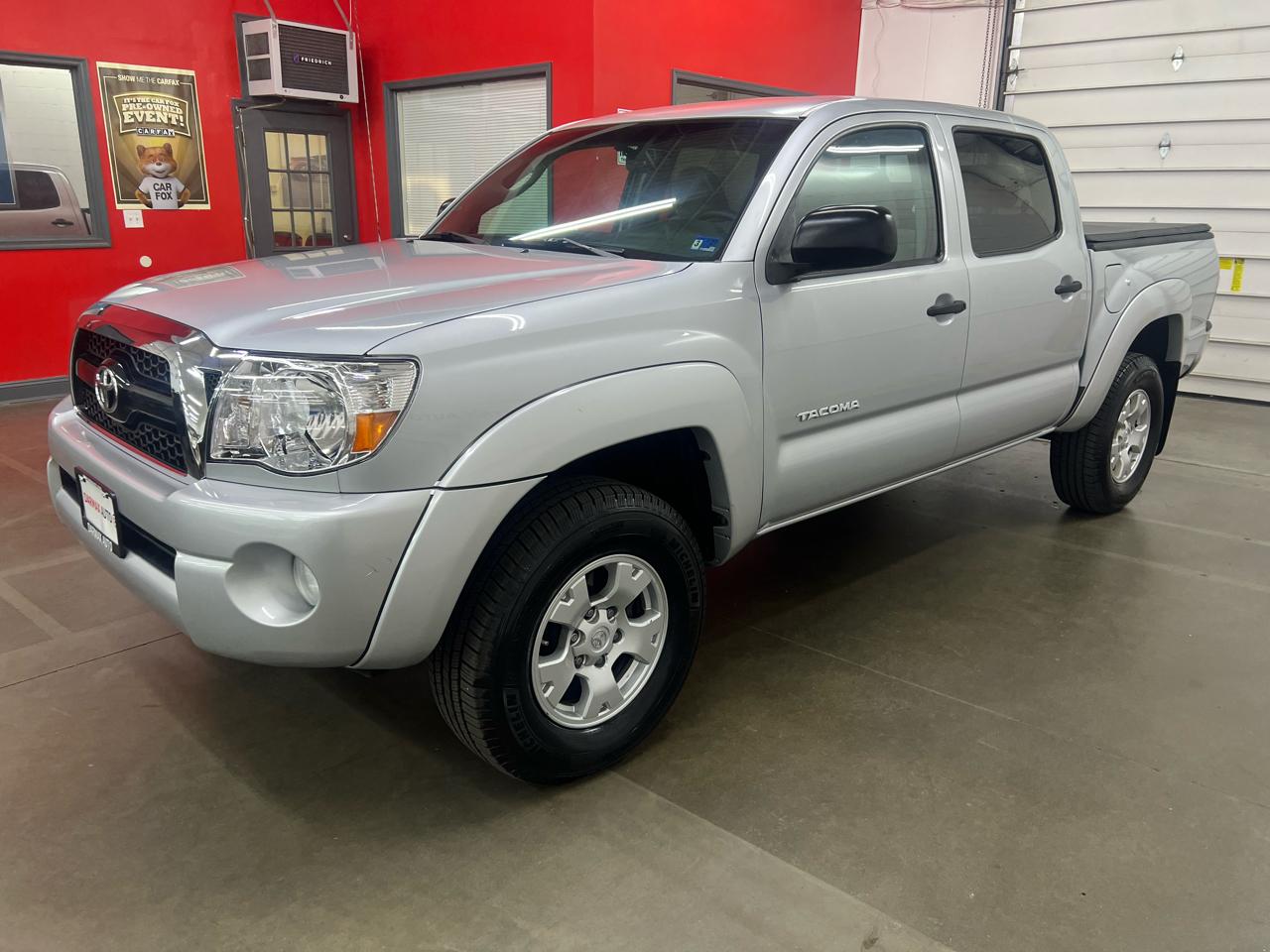 Toyota Tacoma Double Cab V6 4WD 2011