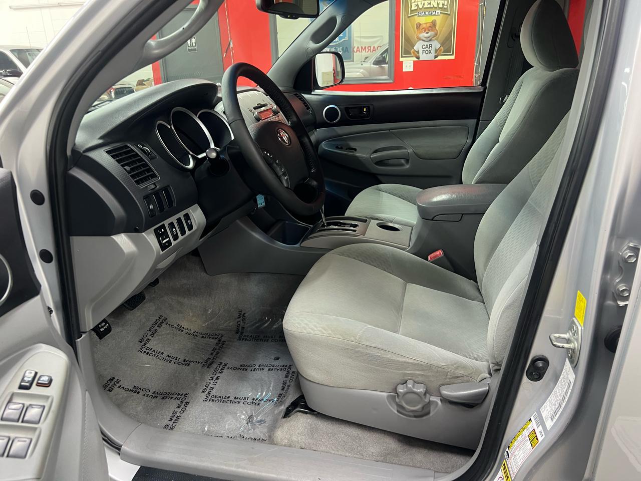 Toyota Tacoma Double Cab V6 4WD 2011