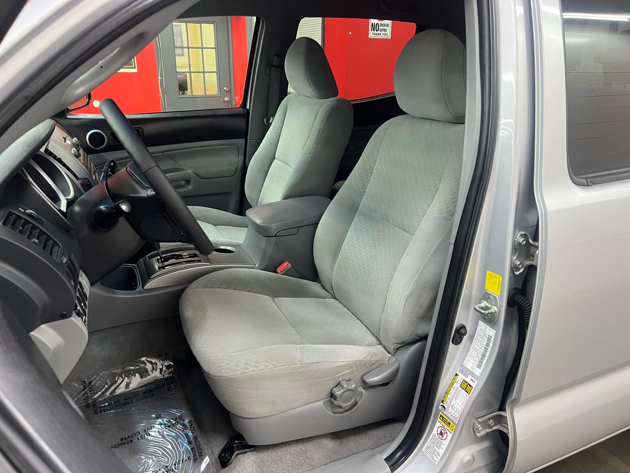 Toyota Tacoma Double Cab V6 4WD 2011