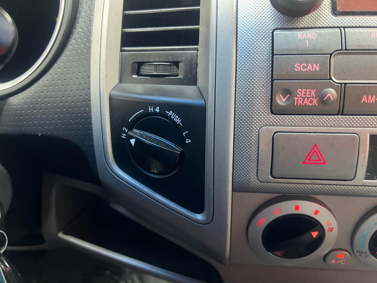 Toyota Tacoma Double Cab V6 4WD 2011