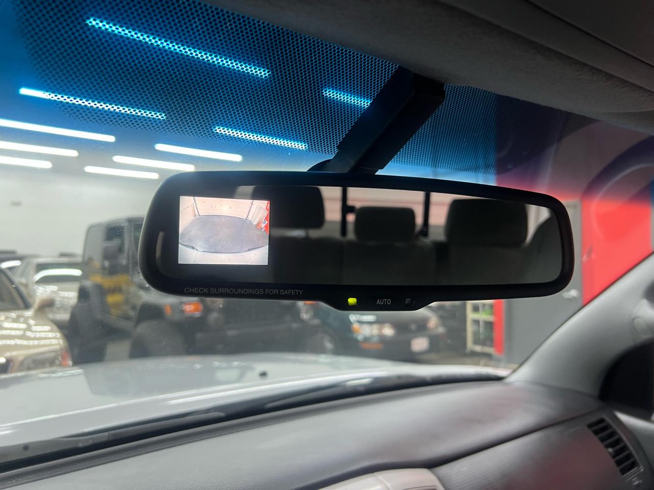 Toyota Tacoma Double Cab V6 4WD 2011