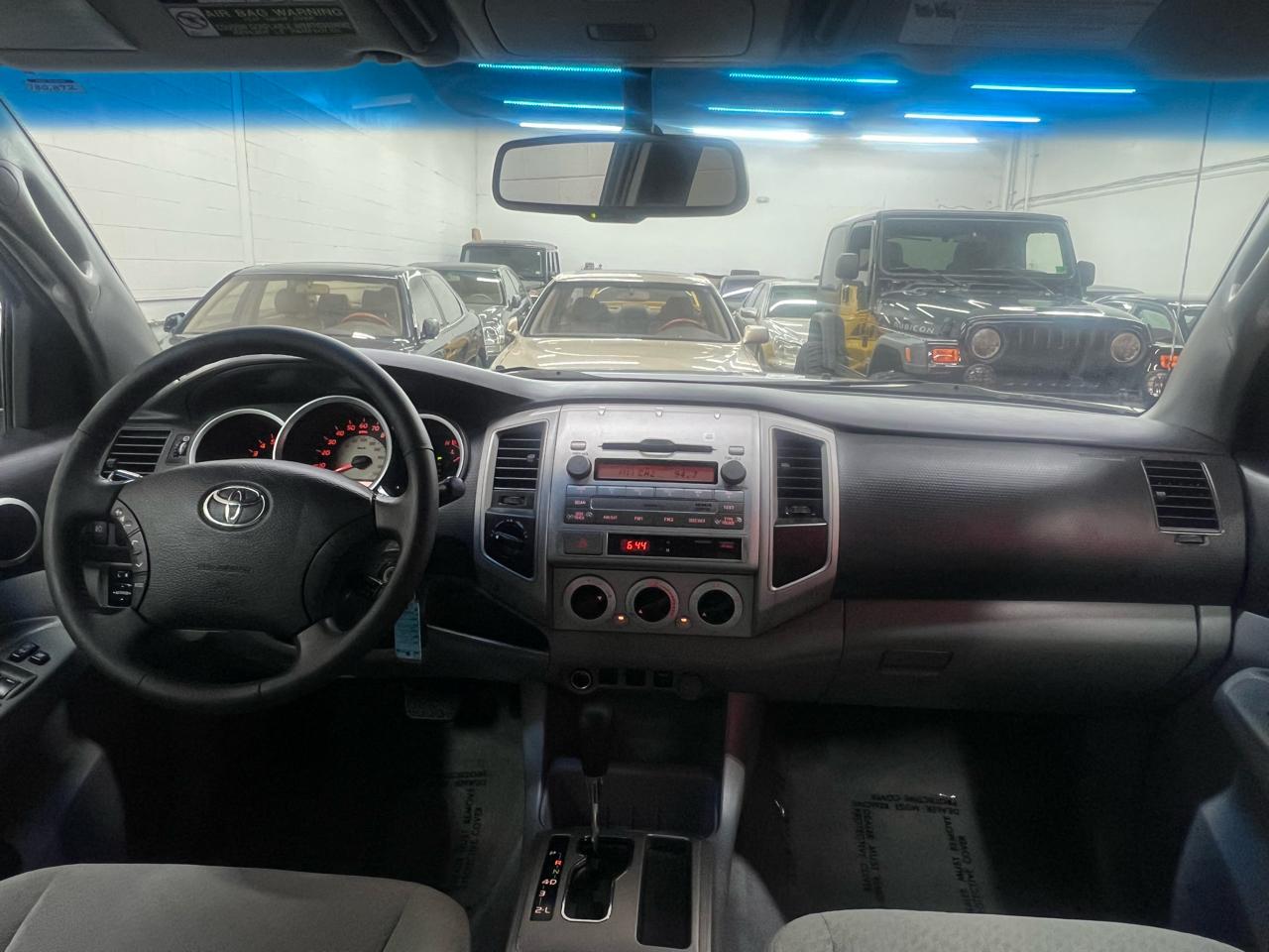 Toyota Tacoma Double Cab V6 4WD 2011