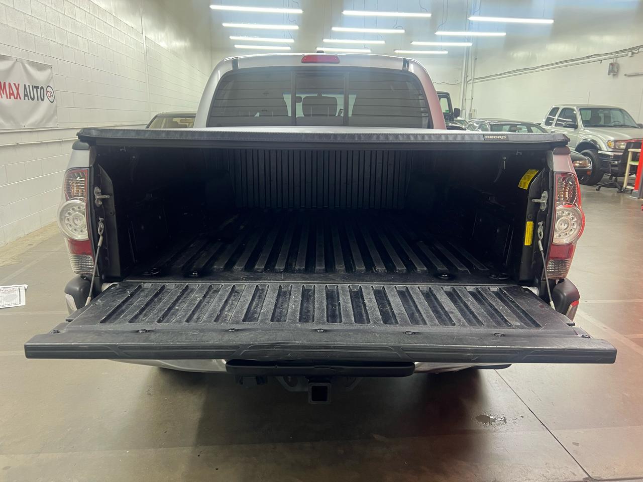 Toyota Tacoma Double Cab V6 4WD 2011