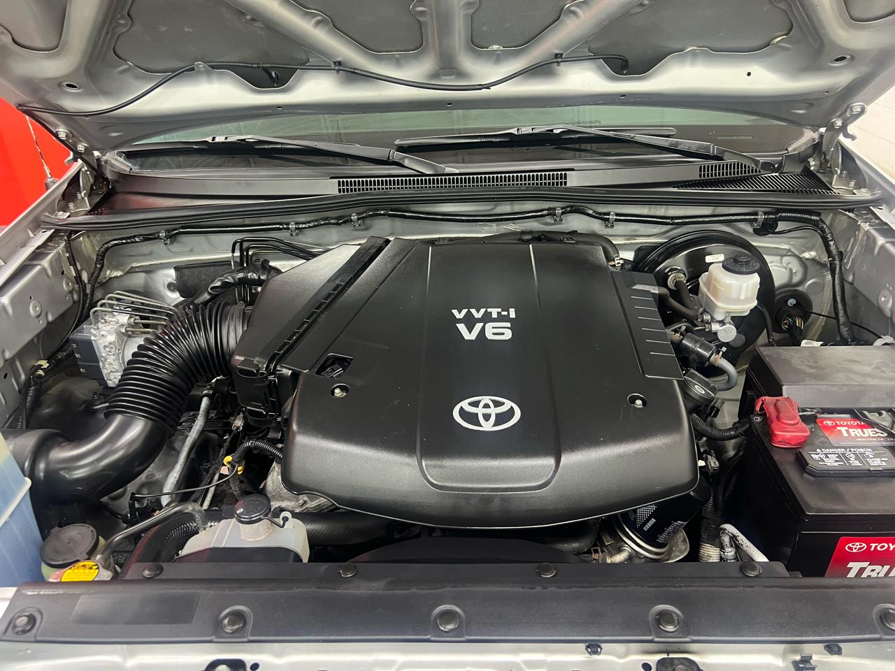 Toyota Tacoma Double Cab V6 4WD 2011