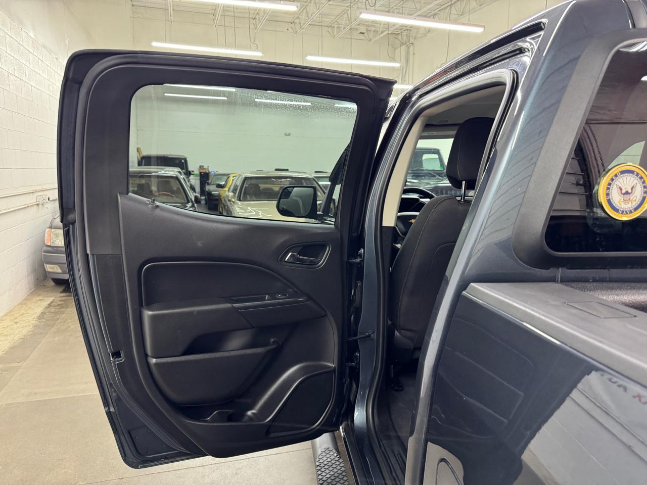 Chevrolet Colorado LT Crew Cab 4WD Short Box 2019