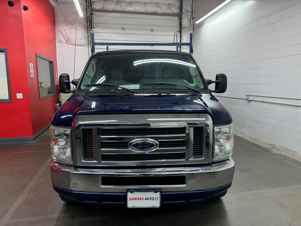 Ford Econoline E-150 2012