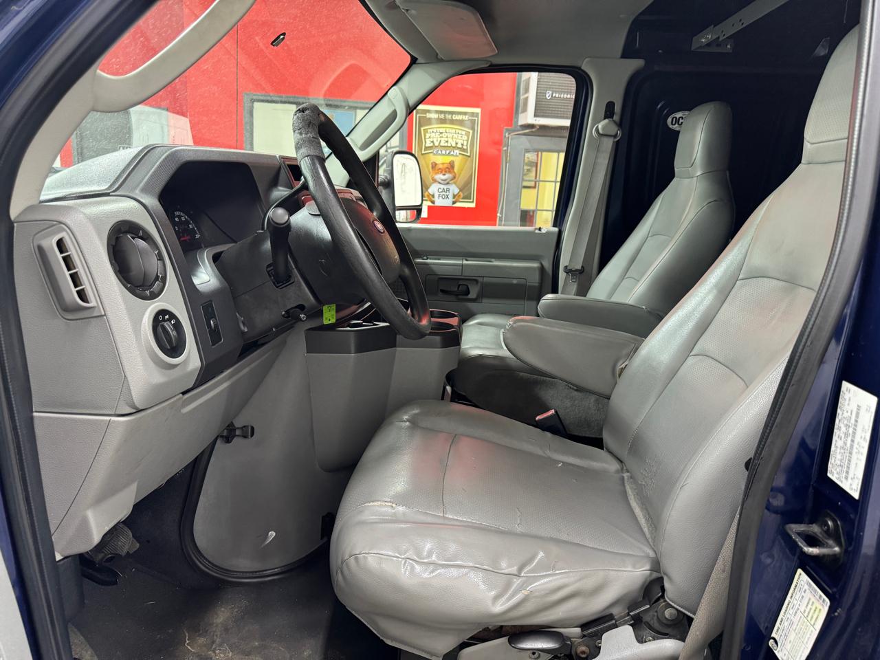 Ford Econoline E-150 2012